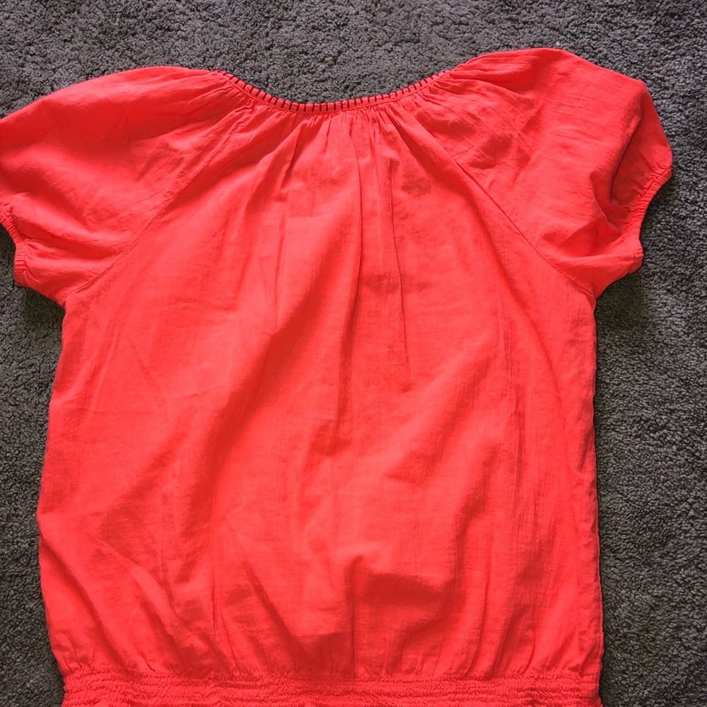 Pink top - Picture 4 of 4